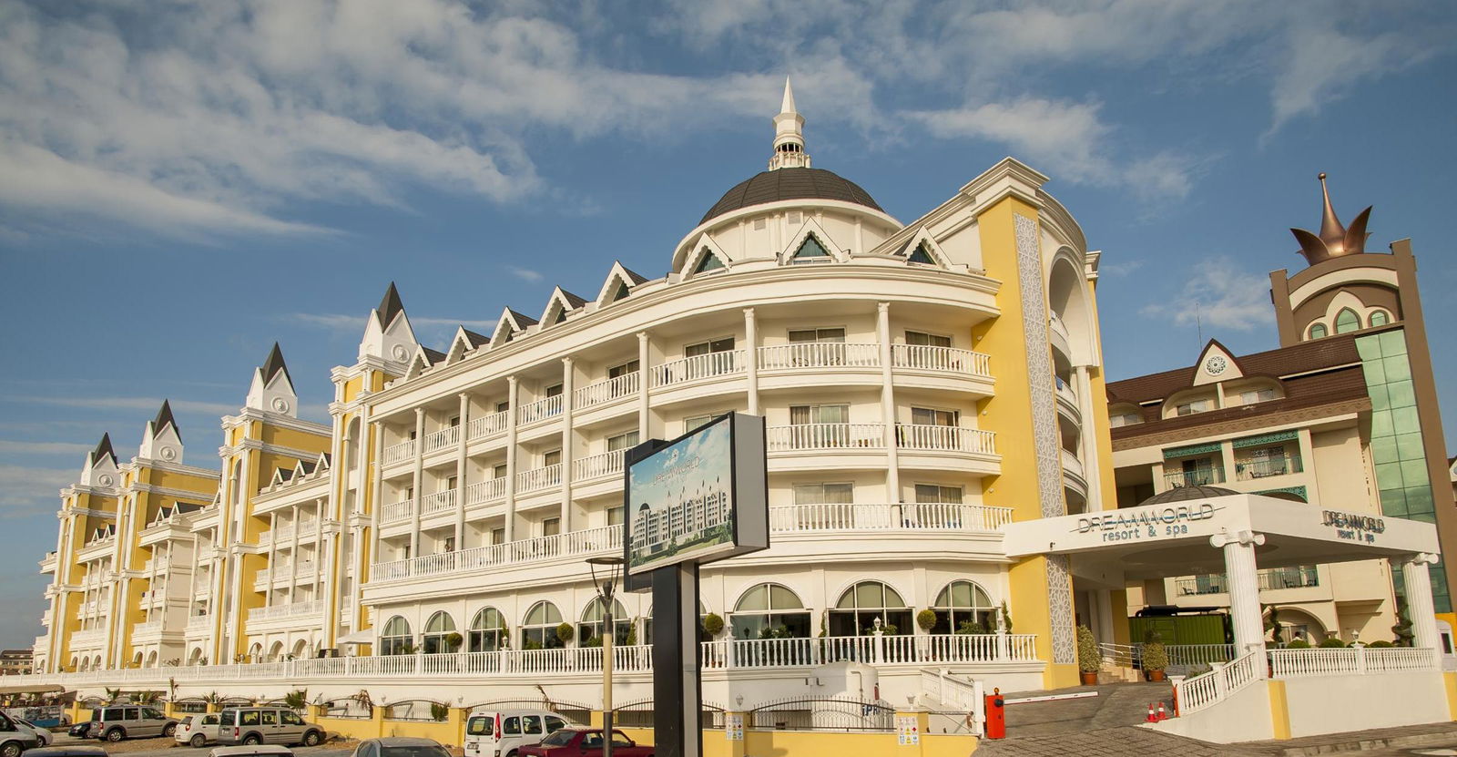 Hotel Dream World Resort & Spa