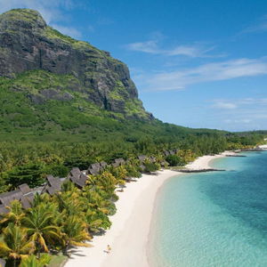 Hotel Paradis Beachcomber Golf Resort & Spa cazare Case Noyale