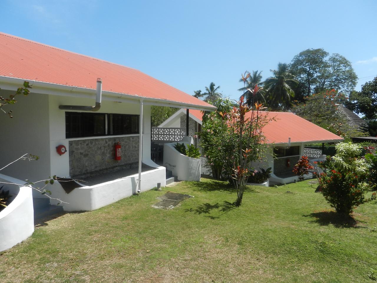 Hotel Daniella'S Bungalows