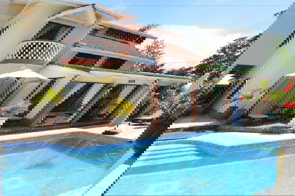 Hotel Carana Hilltop Villa