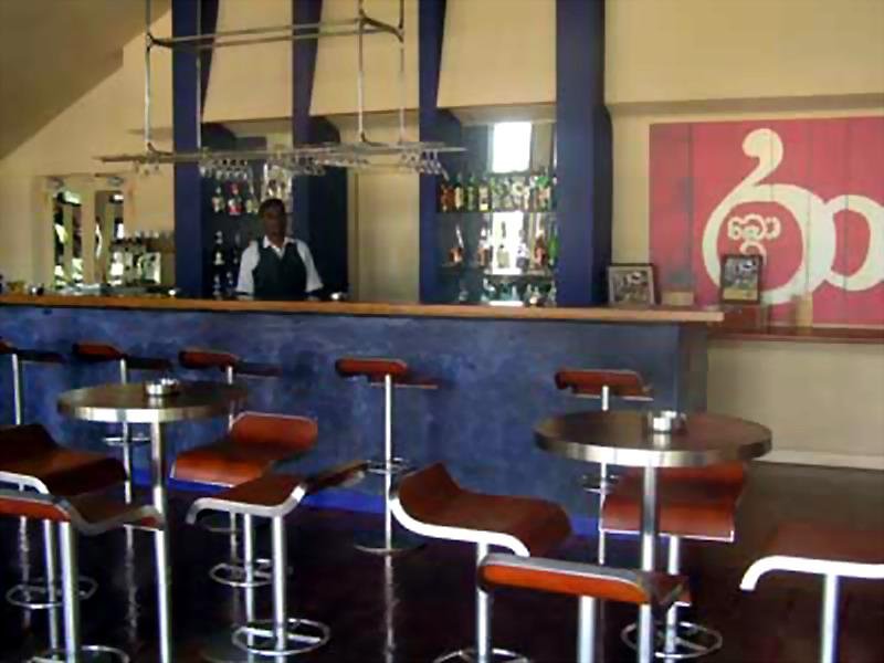 Hotel Avani Bentota Resort