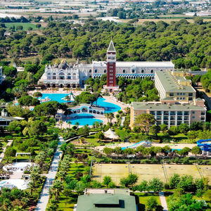 Sejur Venezia Palace Deluxe Resort Hotel vacanta Lara