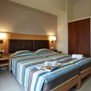 Sejur Dimitra Hotel & Apts vacanta Kokkini Chani