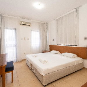 Hotel Flora Hotel Apartments cazare Protaras