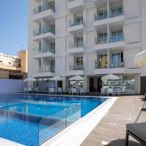 Sejur Best Western Plus Larco Hotel vacanta Larnaca