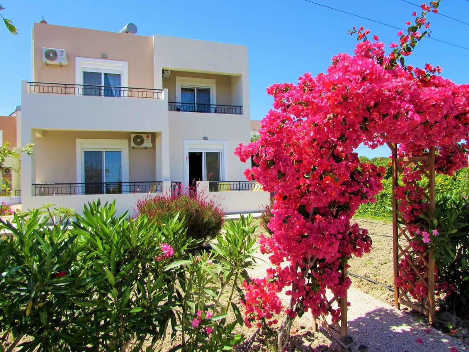 Hotel Ledras Beach Hotel