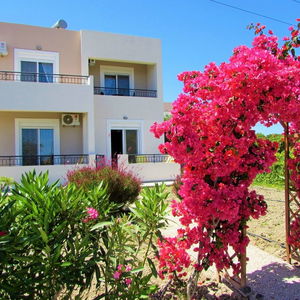 Sejur Ledras Beach Hotel vacanta Gennadi