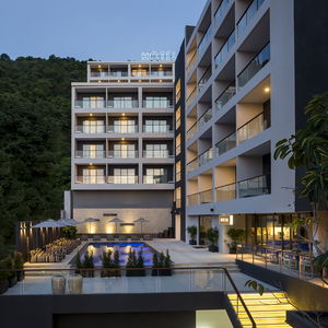 Hotel Hotel Ikon Phuket cazare Karon Beach