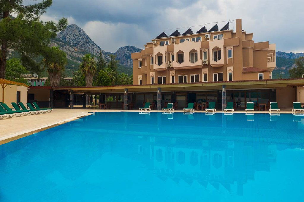 Hotel Alexius Beach Hotel