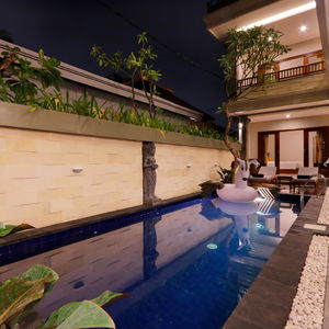 Sejur Singgah Seminyak vacanta Bali