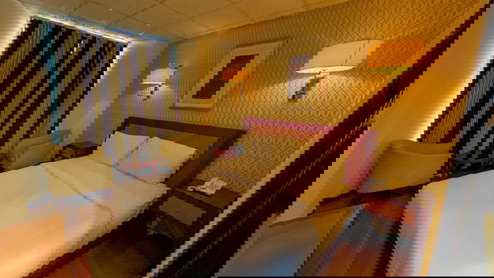 Hotel New Penninsula Hotel