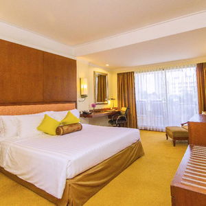 Hotel Dusit Thani Pattaya cazare Pattaya