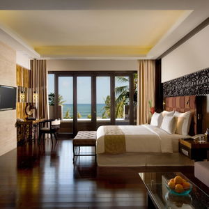 Hotel The Seminyak Beach Resort And Spa cazare Bali