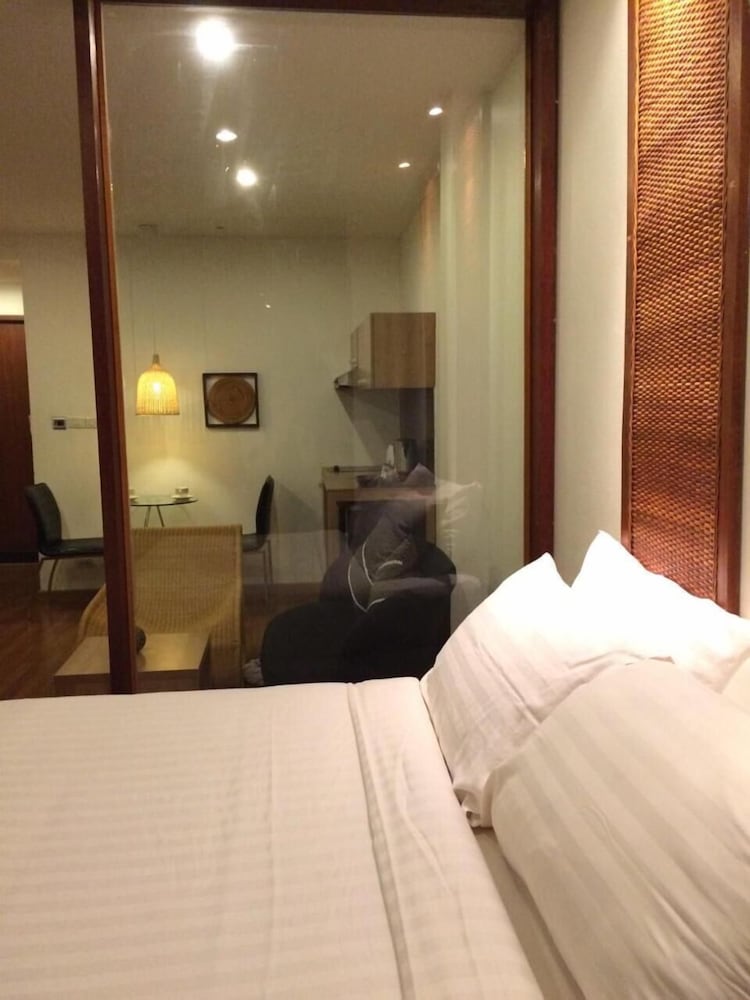 Hotel 5Ive Beach House Hotel