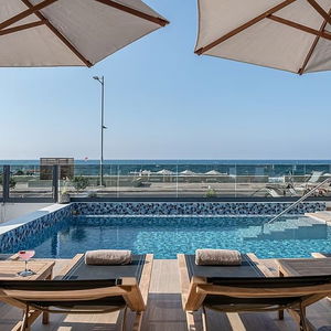 Sejur Calla Luxury Seafront Suites vacanta Rethymno CIty