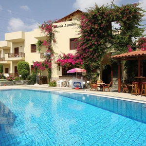 Hotel Maria Lambis Apartments cazare Stalis