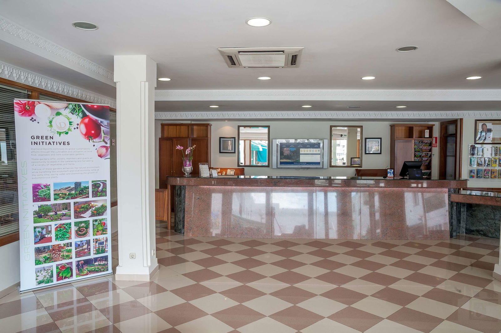 Hotel Sunset Bay Club