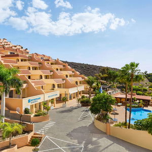 Hotel Wyndham Residences Costa Adeje cazare Adeje