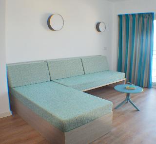 Hotel Apartamentos Playa Moreia