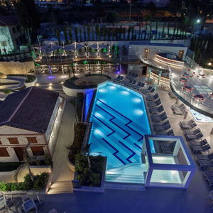 Hotel Doubletree By Hilton Kusadasi Special Class cazare Kusadasi