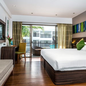 Sejur Novotel Phuket Karon Beach Resort And Spa vacanta Phuket