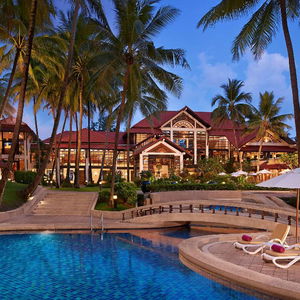 Hotel Dusit Thani Laguna cazare Phuket