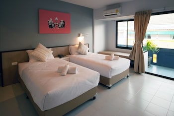 Hotel Chalong Sea Breeze