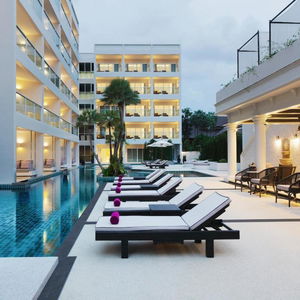 Hotel Chanalai Romantica Resort cazare Phuket
