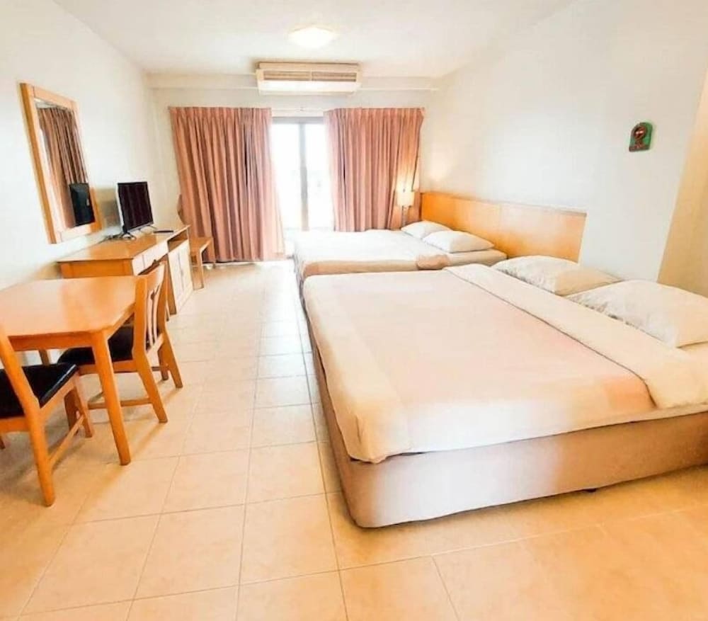 Hotel Diamond City Place