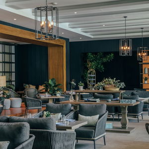 Sejur Kanvaz Village Resort Seminyak vacanta Bali