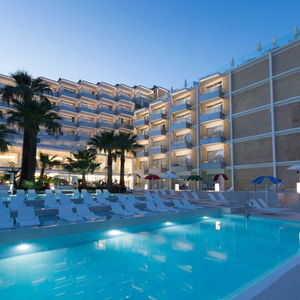Hotel Reverence Mare Hotel cazare Palmanova