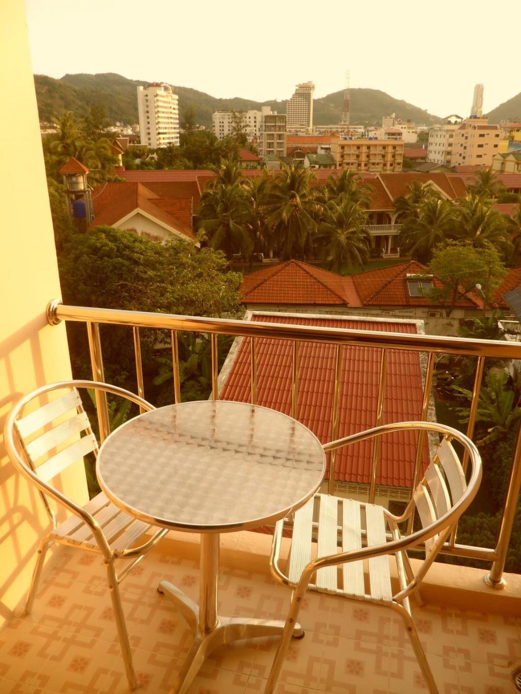 Hotel G And B Guesthouse