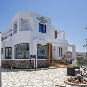 Hotel Golden Bay Hotel & Bungalows cazare Gournes