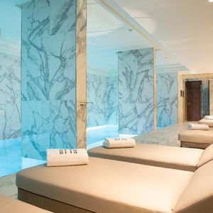 Hotel Le Damantin Hotel & Spa cazare Paris
