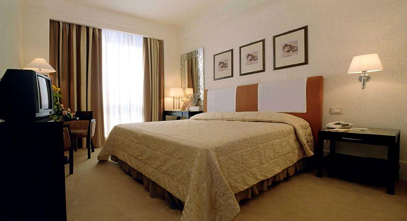 Hotel Nh Catania Parco Degli Aragonesi