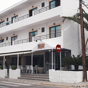 Hotel Chevy Hotel & Suites cazare Cala Rajada