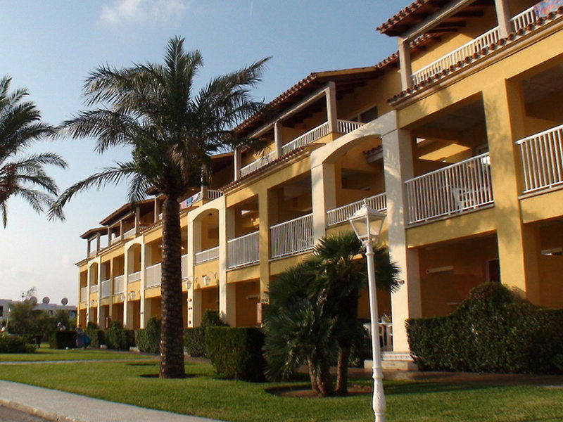 Hotel Club Del Sol Aparthotel