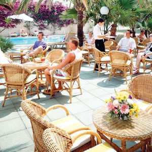 Hotel Js Yate cazare Can Picafort