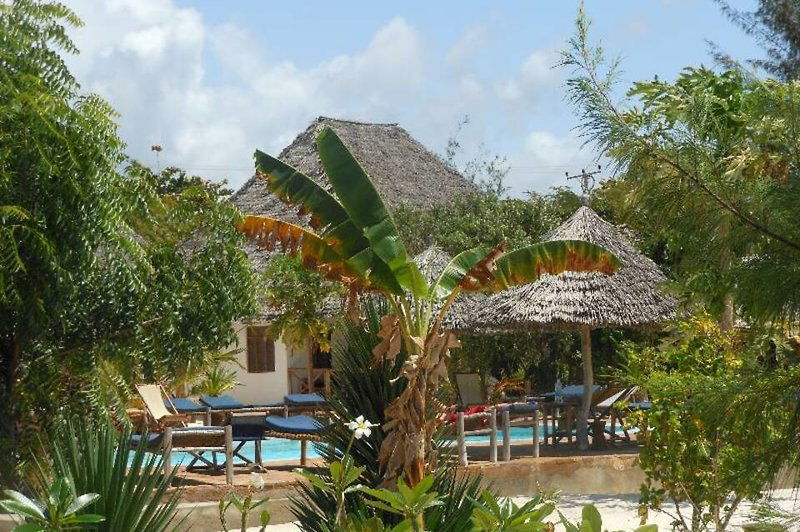 Hotel Mbuyuni Beach Village