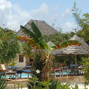 Hotel Mbuyuni Beach Village cazare Jambiani