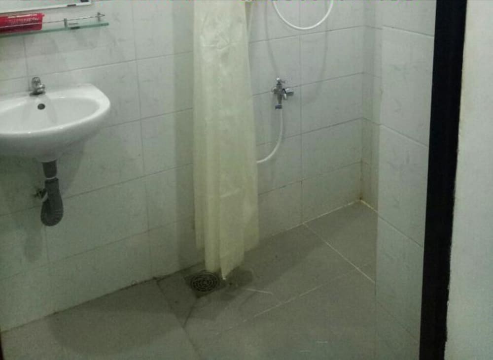 Hotel 95 Lam Son Hotel