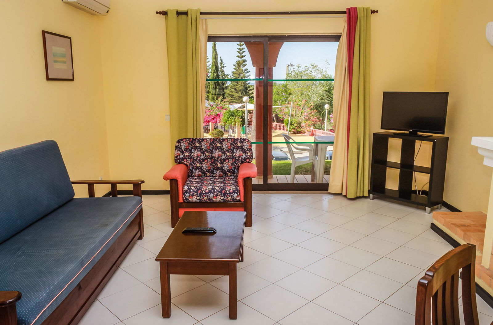 Hotel Colina Village