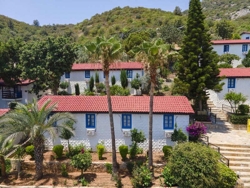 Hotel Illusion Beach & Club Hotel