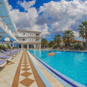 Sejur Laganas Holidays Hotel vacanta Laganas