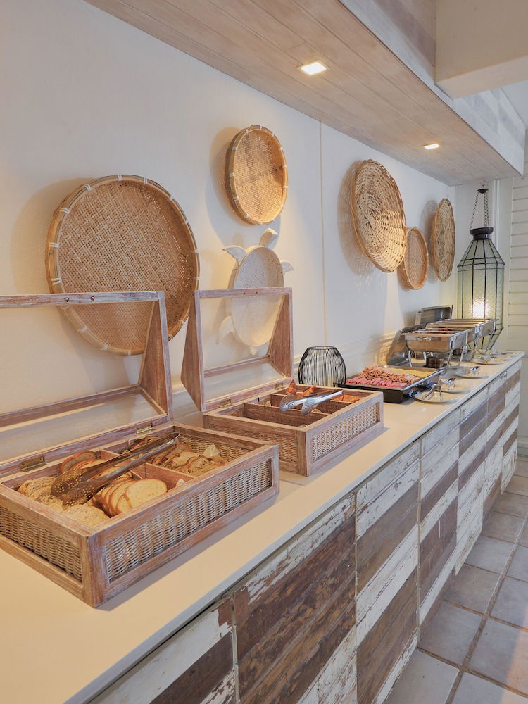 Hotel Le Beachclub Serviced Apartments And Villas