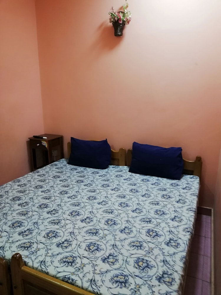 Hotel Sunshine Hotel And Hall