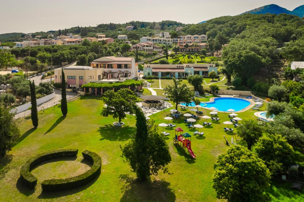 Hotel Century Resort