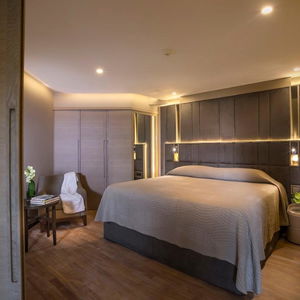 Sejur Four Seasons vacanta Limassol