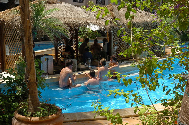 Hotel Gillieru Harbour Hotel