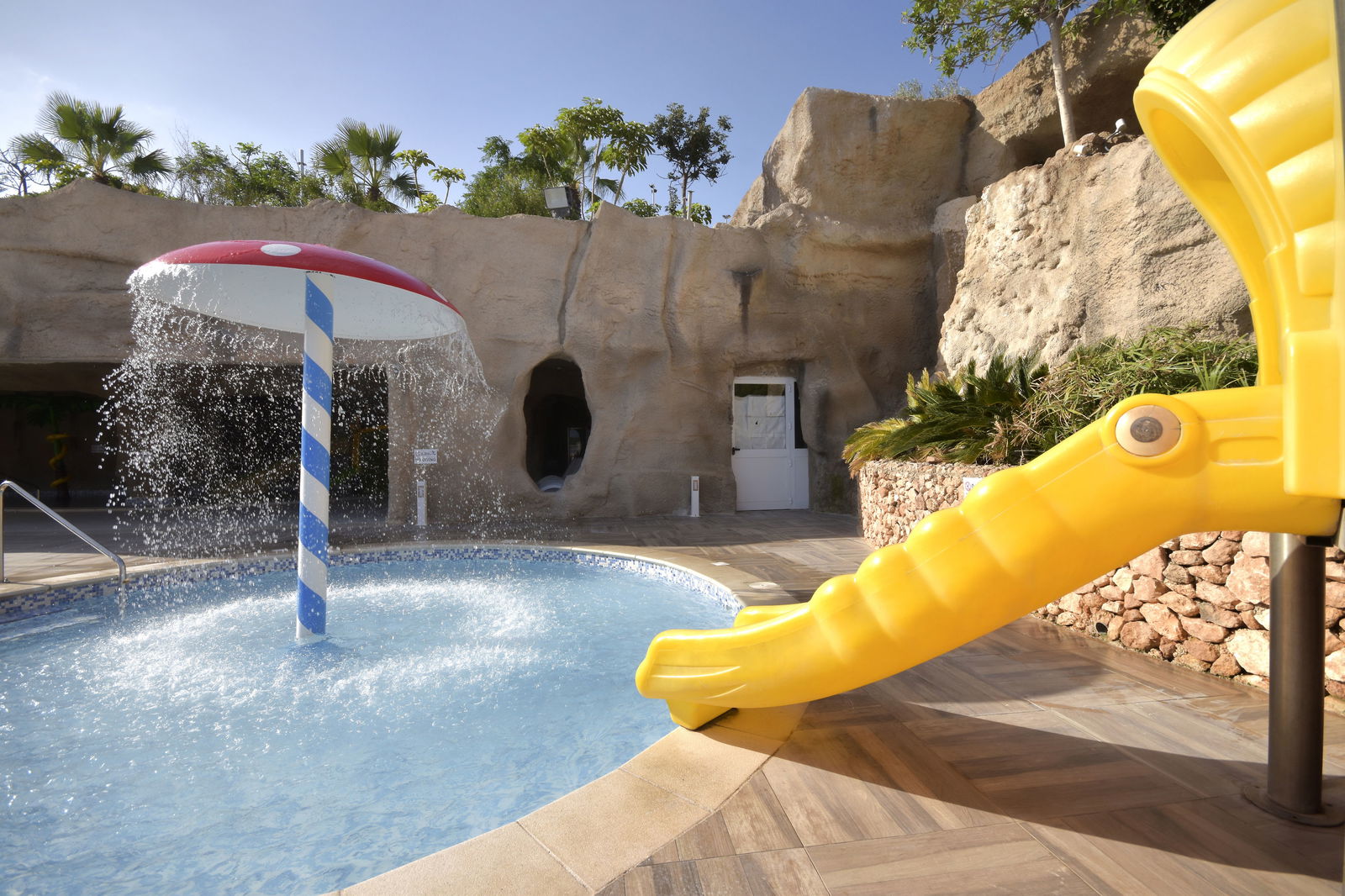 Hotel Db Seabank Resort & Spa